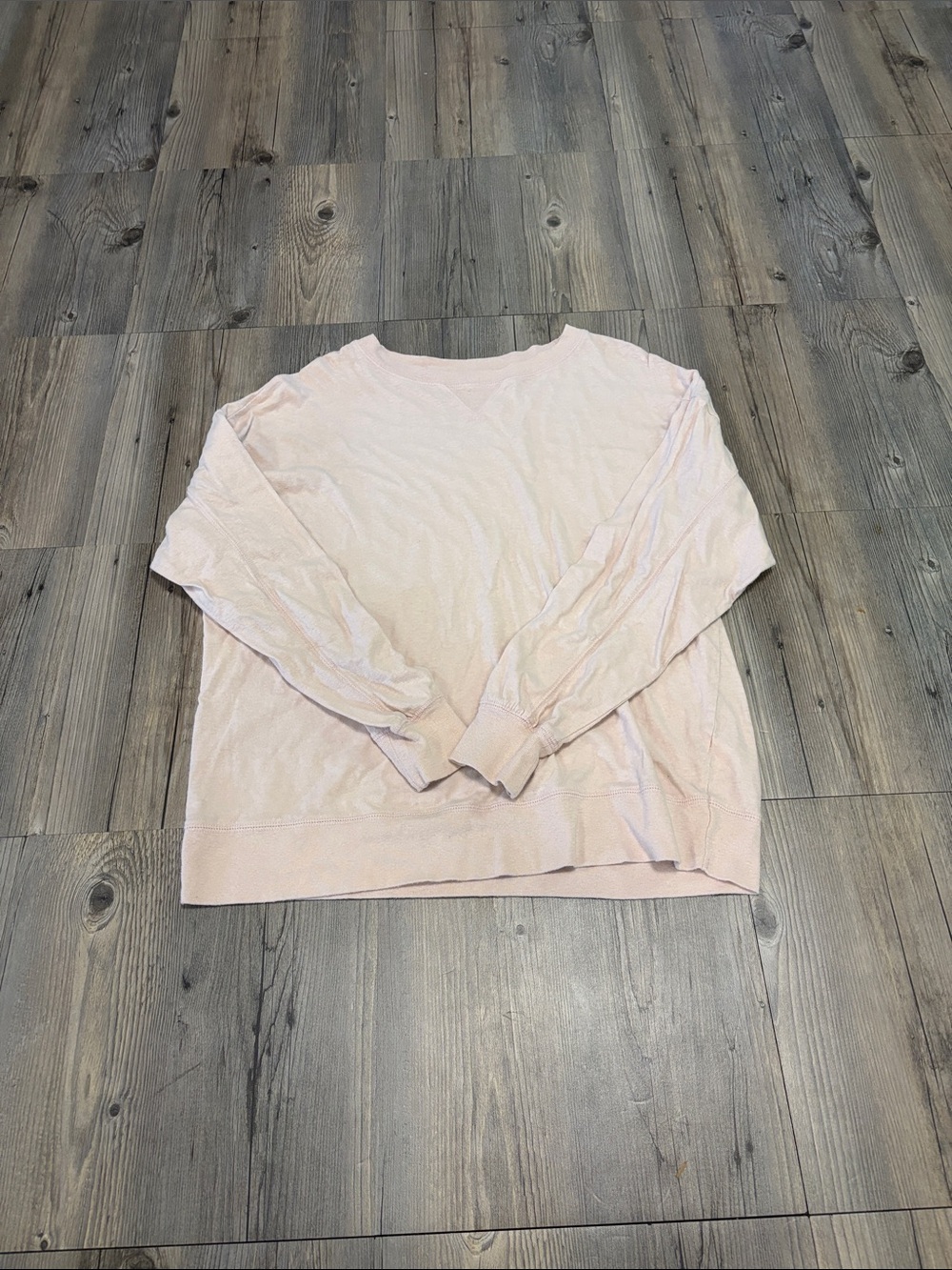 Aeropostale Women's Light Pink Long-Sleeve Crew Pullover
